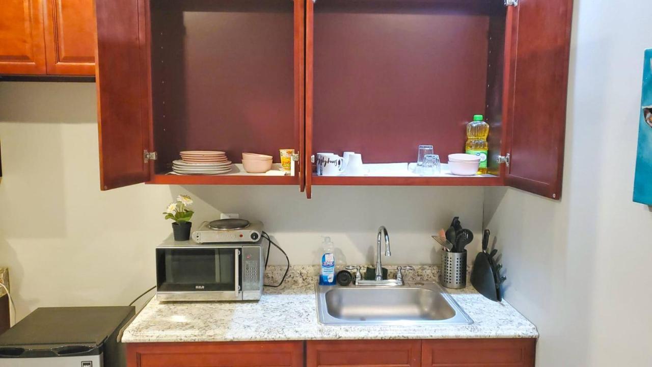 费城1St Floor Studio Near Airport With Small Kitchenette公寓 外观 照片